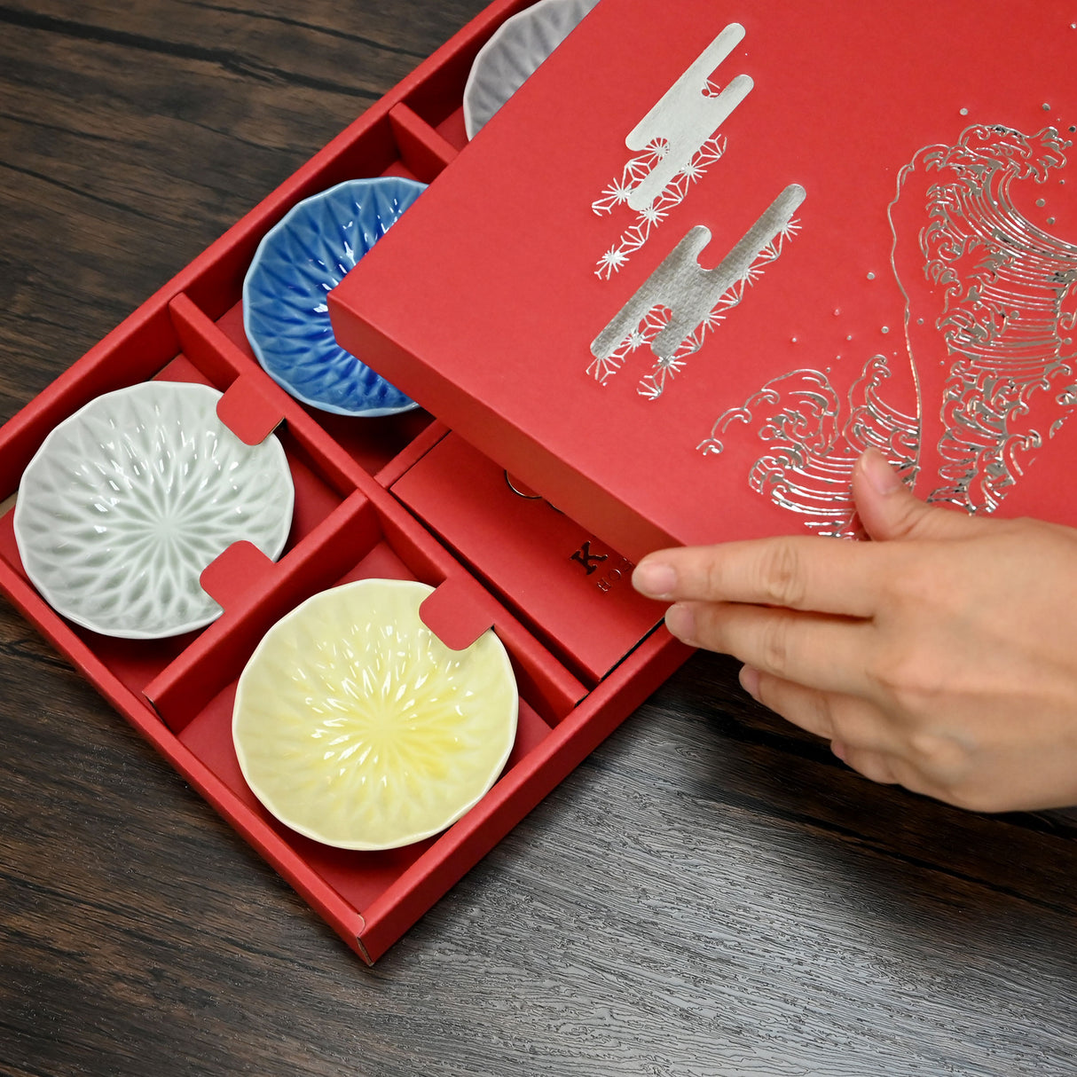 2oz 3.25" Japanese 5 - Piece Ceramic Sauce Dish Gift Set