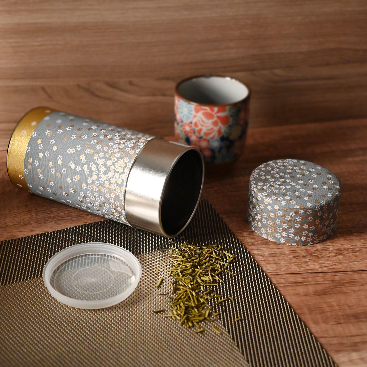 7 oz Japanese Tea Canister - Gray Flower