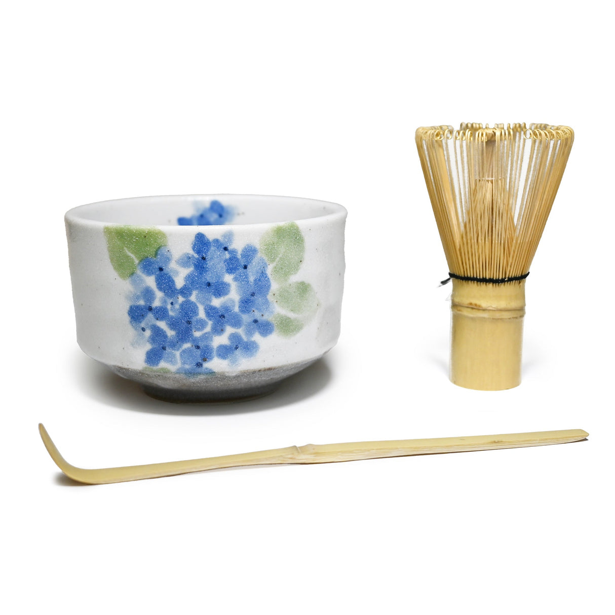 14 oz 4.5" Japanese 3 - Piece Matcha Bowl Gift Set with Bamboo Whisk & Scoop - Hydrangea