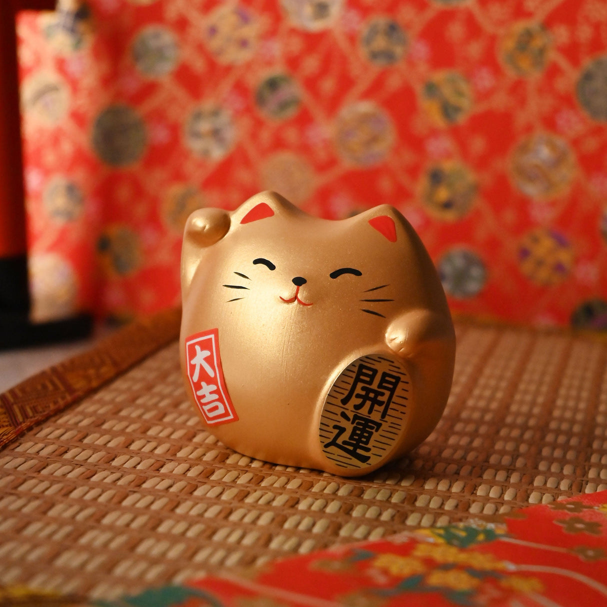 2.25" Japanese Lucky Cat Figurine - Gold