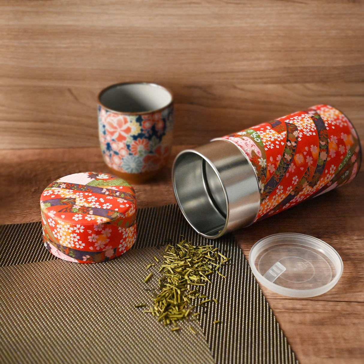 7 oz Japanese Tea Canister - Red Japan