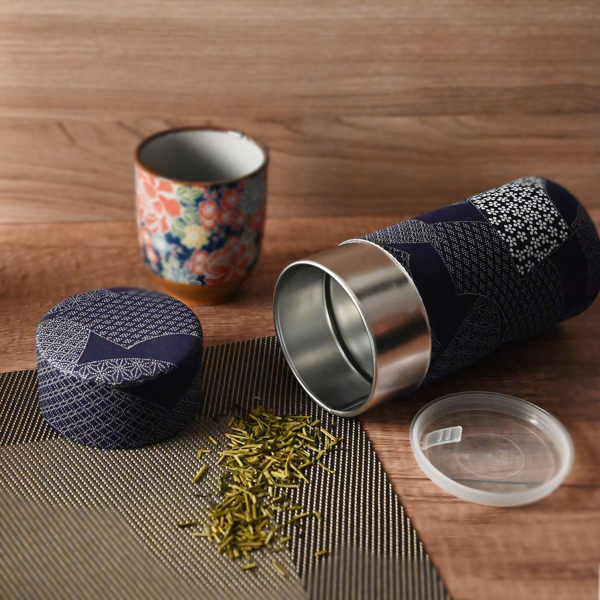 7 oz Japanese Tea Canister - Navy Blue Wagara